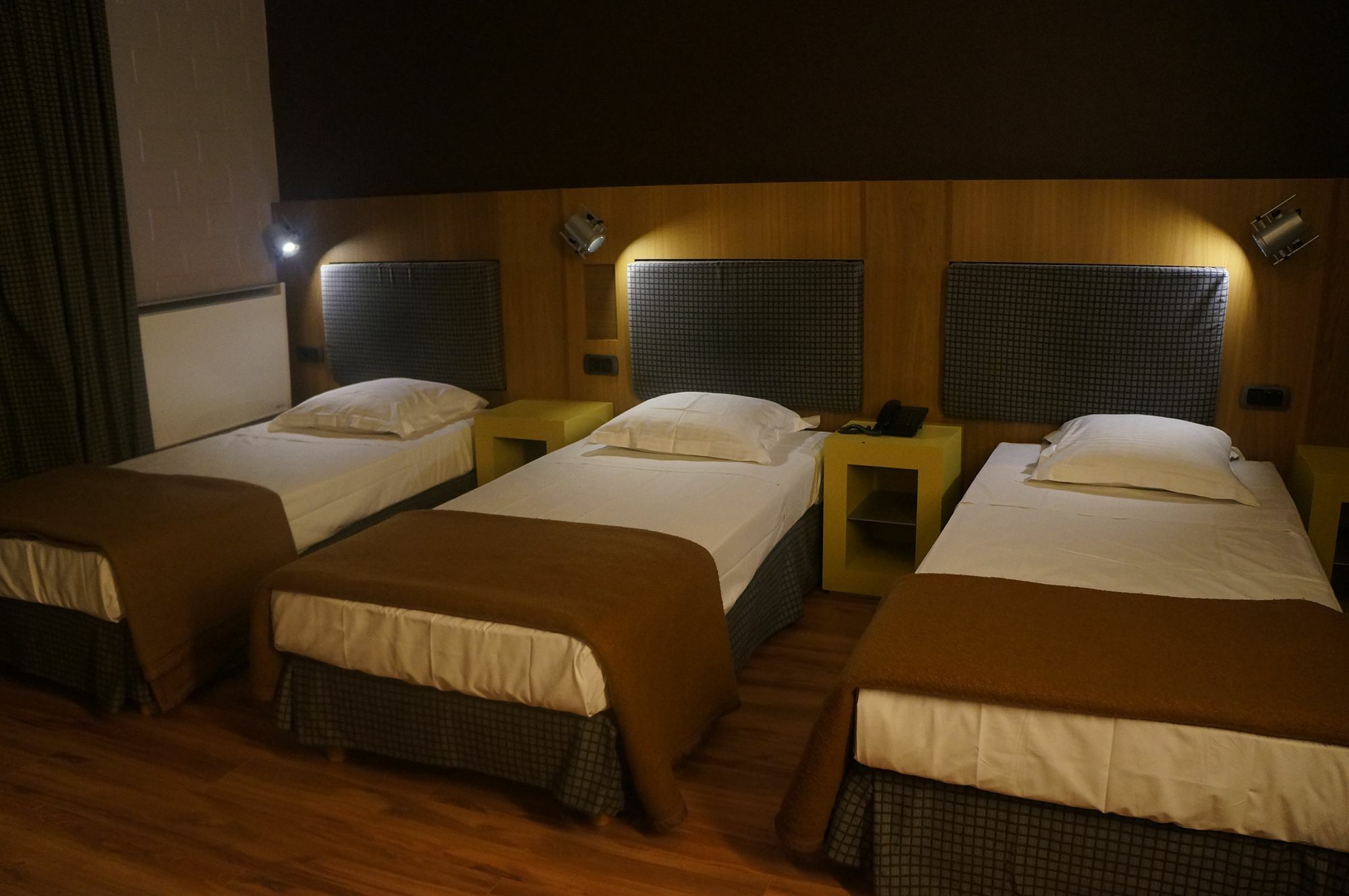 Sky Apart Hotel - Hotel Eurocap Jette Екстериор снимка